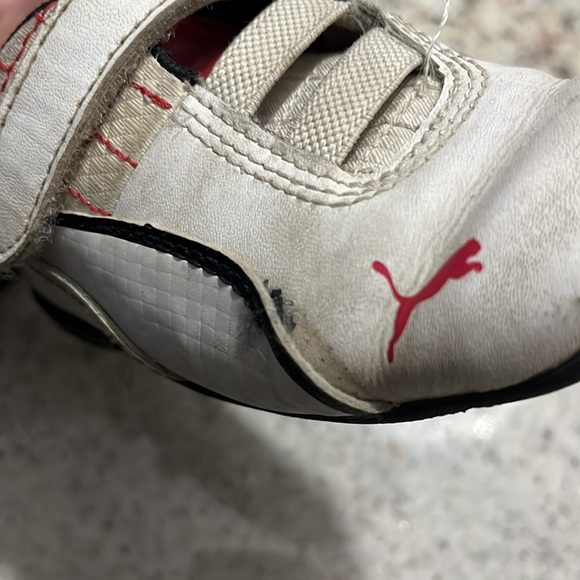 10/$30 Puma Ferrari Toddler Running Shoes - Picture 7 of 8